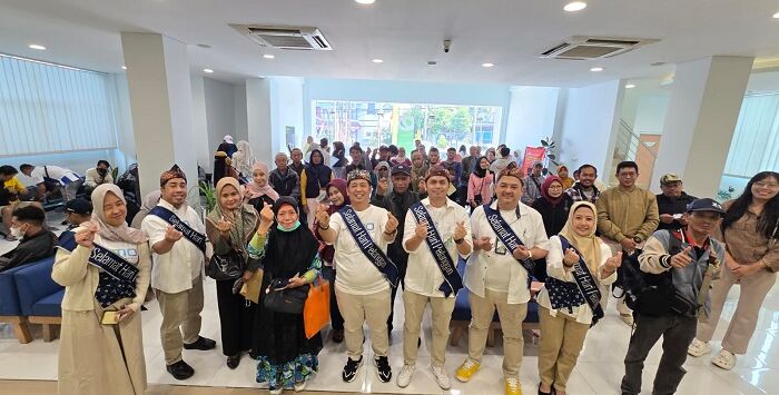 BPJS Ketenagakerjaan Cabang Cimahi memperingati Hari Pelanggan Nasional sebagai momentum tahunan untuk merefleksikan dan meningkatkan kualitas pelayanan.Foto : Dok. BPJS Ketenagakerjaan Cabang Cimahi