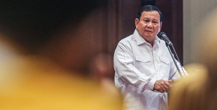 Presiden Prabowo Subianto Klaim Program MBG Berhasil 99,99 Persen, Kumpulkan Menteri di Hambalang, Evaluasi Kinerja Sepanjang 2025