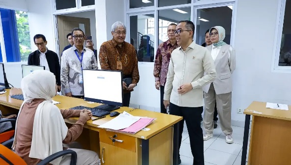 Tiga ”Peneliti” WNI Diduga Buat Riset Pakai AI saat Konferensi Pneumonia di Denmark, Kemendiktisaintek Pastikan Ketiganya Bukan Dosen dan Peneliti